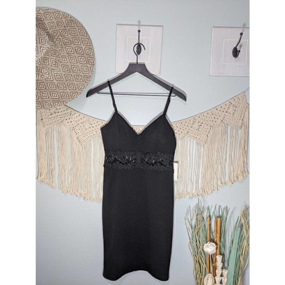 Iris Little Black Dress Lace